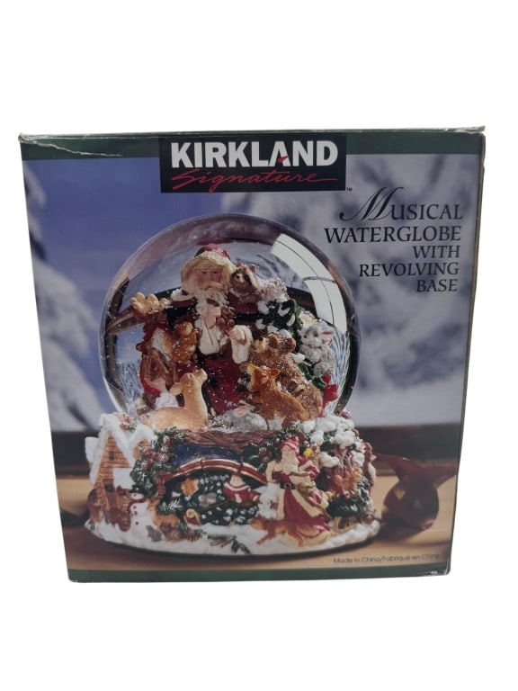 LARGE CHRISTMAS REVOLVING MUSICAL GLOBE: LARGE CHRISTMAS REVOLVING MUSICAL GLOBE