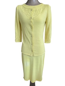 ST. JOHN LEMON YELLOW KNIT SUIT SZ 2