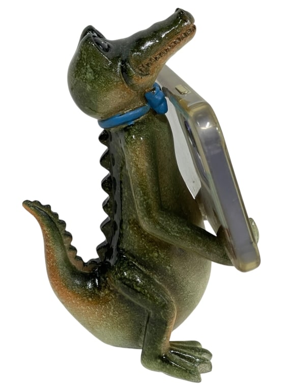 WHIMSICAL CERAMIC ALLIGATOR CELL PHONE HOLDER: WHIMSICAL CERAMIC ALLIGATOR CELL PHONE HOLDER NIB -WHIMSICAL CERAMIC ALLIGATOR CELL PHONE HOLDER WITH BLUE BOW TIEADD A TOUCH OF FUN TO YOUR DESK OR NIGHTSTAND WITH THIS CHARMING CERAMIC ALLIGATOR CEL
