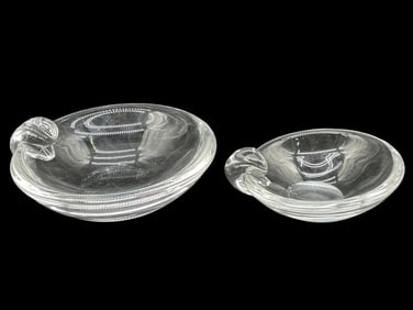 PAIR OF STEUBEN GLASS BOWLS