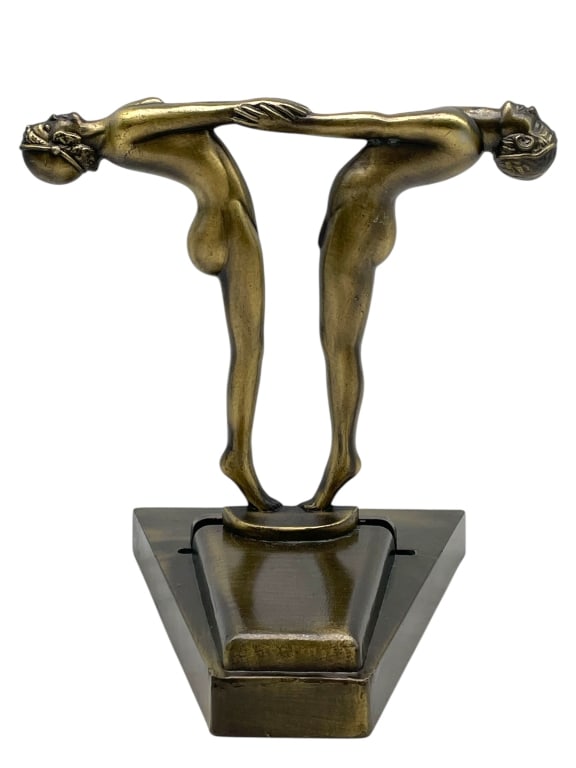ART DECO STYLE BRONZE SCULPTURE OF TWO FIGURES (1 of 8)