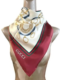 GUCCI ITALY EQUESTRIAN MOTIF SILK SCARF BURG TRIM