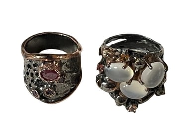LOT OF 2 STERLING 925 RUBY CATS EYE BOLD  RINGS 7