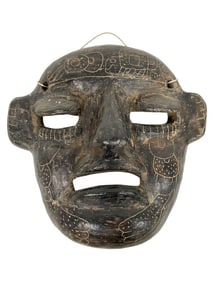 CARVED WOODEN TRIBAL MASK 9"