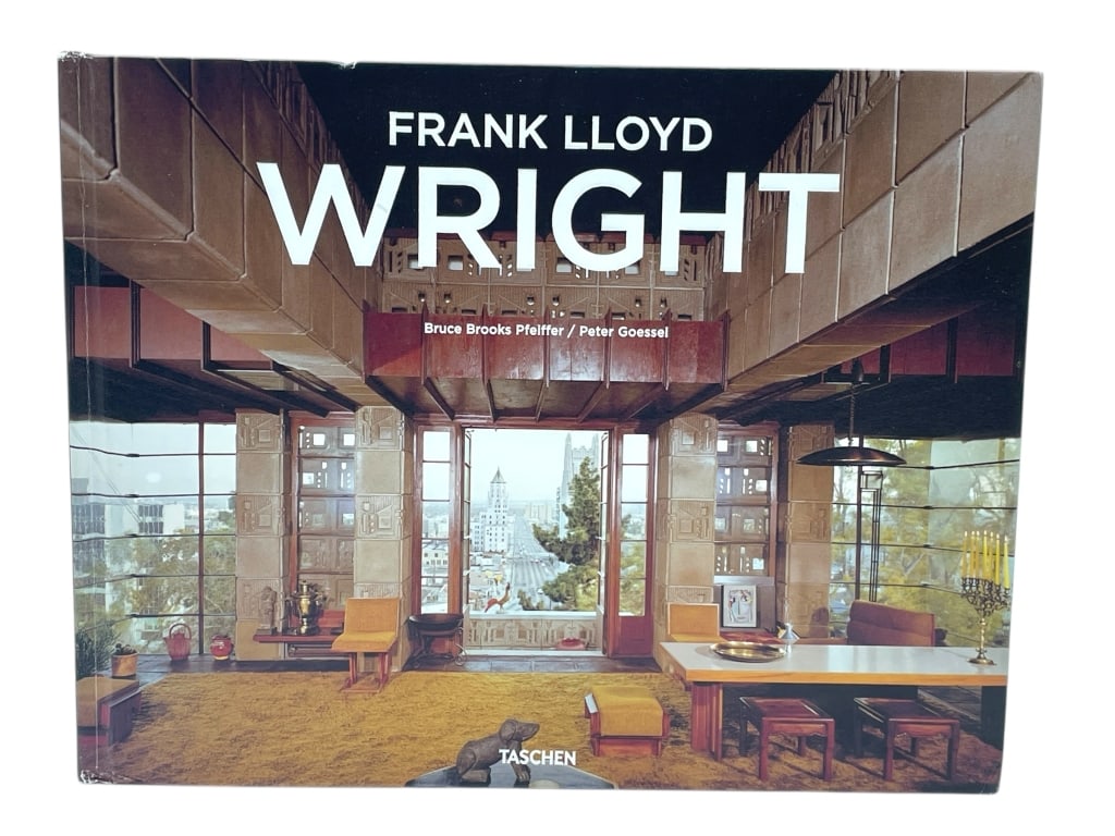 FRANK LLOYD WRIGHT HARDCOVER COFFEE TABLE BOOK (1 of 9)