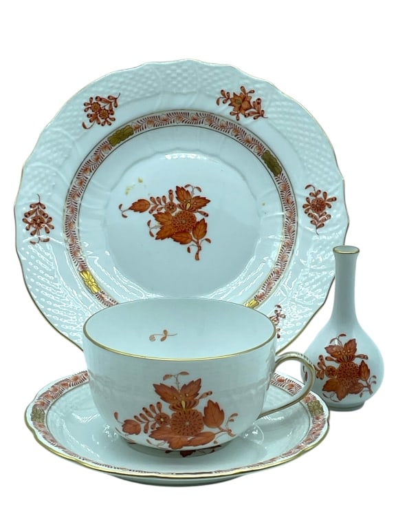 GROUP OF HEREND CHINESE BOUQUET RUST PIECES (1 of 10)