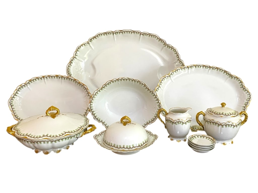 HAVILAND LIMOGES CHINA DINNER SERVICE SET 12 PCS (1 of 19)