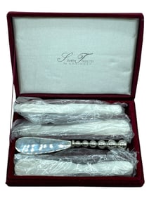 SILVER TREASURES BY GODINGER SPREADER SET IN BOX