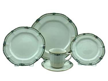 NORITAKE CHINA DINING SET 5 PIECES