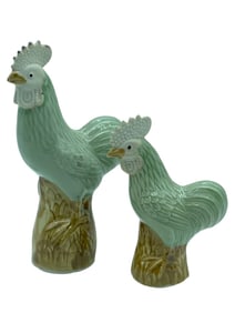 PAIR OF CERAMIC ROOSTER AND HEN FIGURINES 6.5"