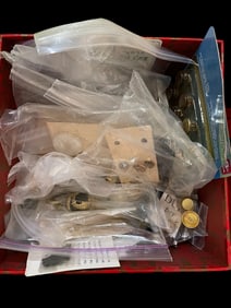 LARGE ASSORTED LOT OF VINTAGE BUTTONS