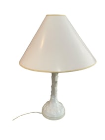 WHITE CERAMIC PALM TREE TABLE LAMP 24"