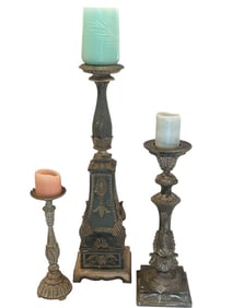 VTG ARCHITECTURAL DISTRESSED CANDLE HOLDER SET 27"