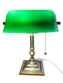 CLASSIC BRASS BANKER'S LAMP W GREEN GLASS SHADE