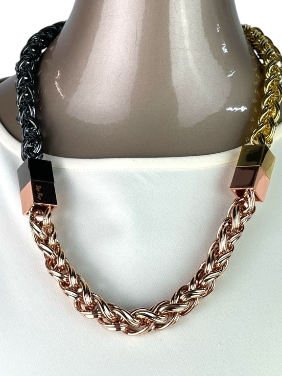 BEX ROX NWT RETAIL $575 ROSE GOLD-GOLD-BLACK NECK: BEX ROX NWT RETAIL $575 ROSE GOLD-GOLD-BLACK NECKLACE NEW WITH TAGS RETAIL $575 LENGTH: 12" By bidding on this item, you have read, understand, and agree to the terms and conditions of the auction. To