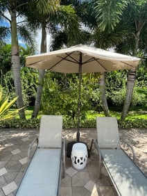 3-PIECE POOLSIDE CHAISE LOUNGE & UMBRELLA SET