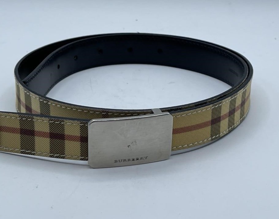 CLASSIC VTG BURBERRY LONDON WOMEN'S BELT (1 of 3)