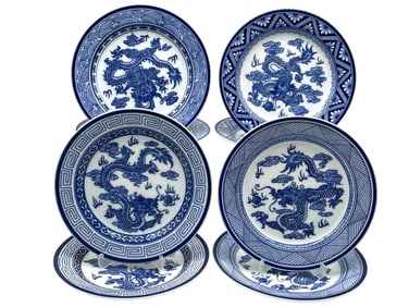 8 BOMBAY BLUE AND WHITE PORCELAIN DRAGON PLATES