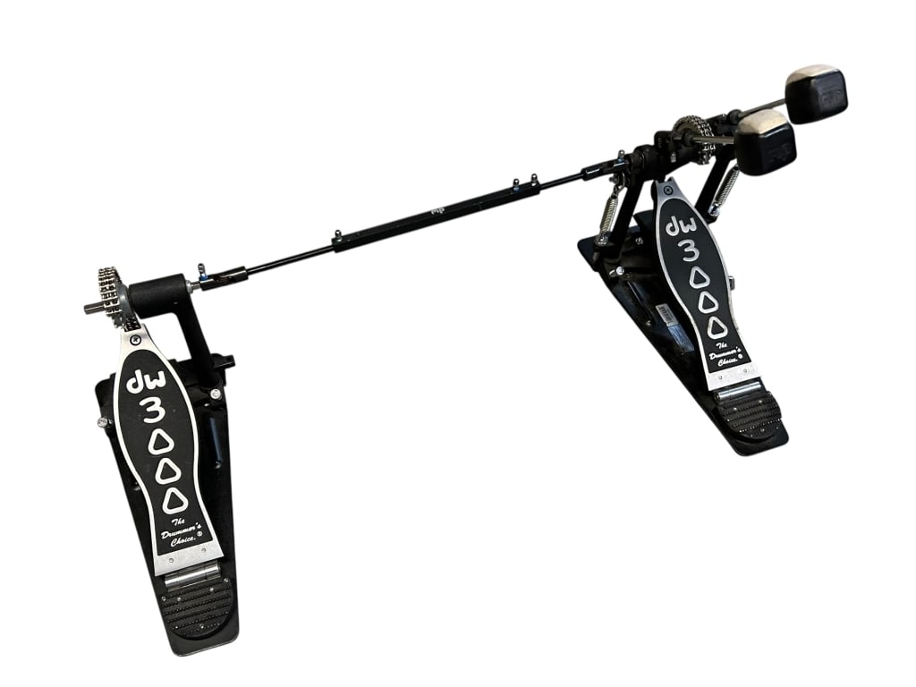 DRUM WORKSHOP 3000 SERIES DOUBLE BASS DRUM PEDAL (1 of 13)