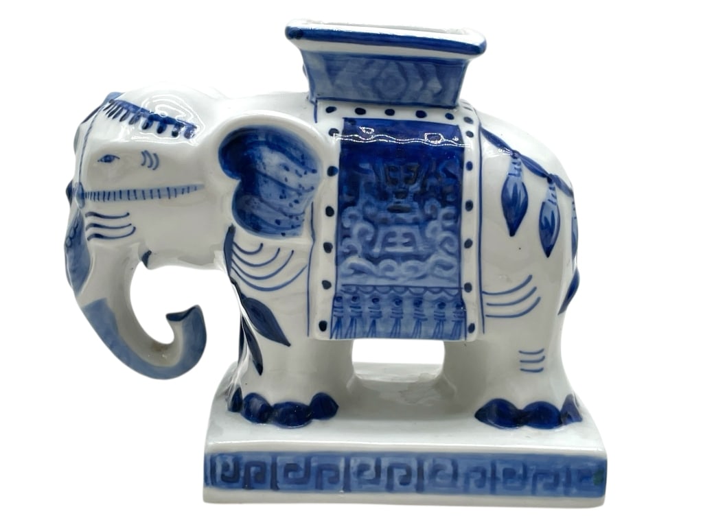 BLUE AND WHITE PORCELAIN ELEPHANT PLANTER 6.5" (1 of 8)