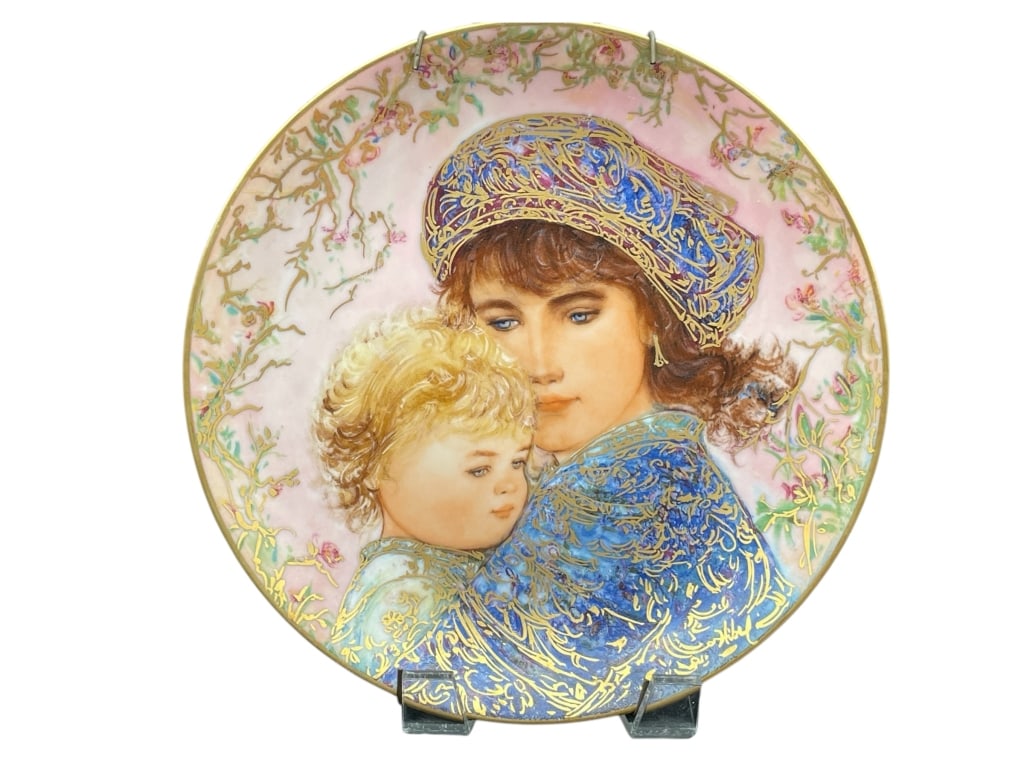 EDNA HIBEL MOTHER'S DAY COLLECTOR'S PLATE 1987 (1 of 5)