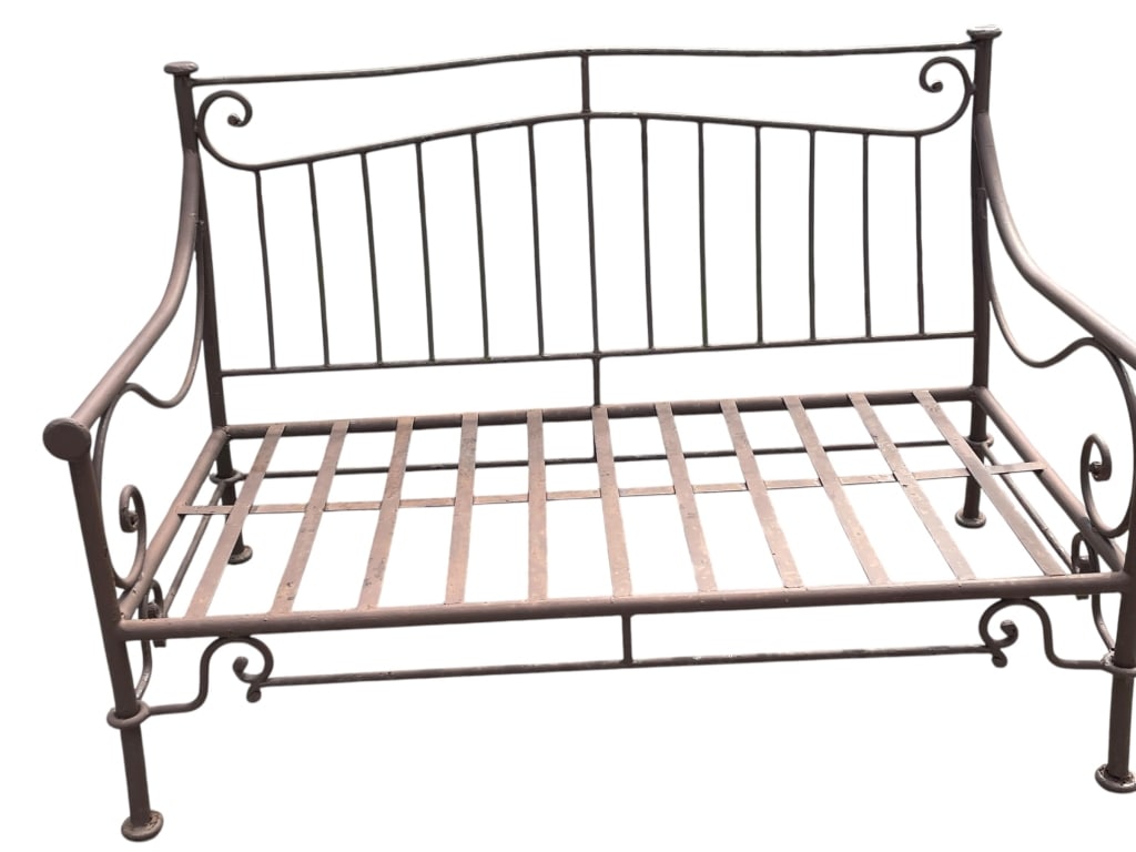 CLASSIC WROUGHT IRON SCROLLED LOVESEAT (1 of 5)