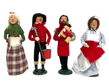 SET OF FOUR BYERS' CHOICE CAROLER FIGURINES