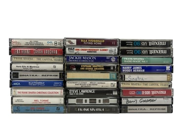 VINTAGE CASSETTE TAPE LOT SINATRA, BING CROSBY