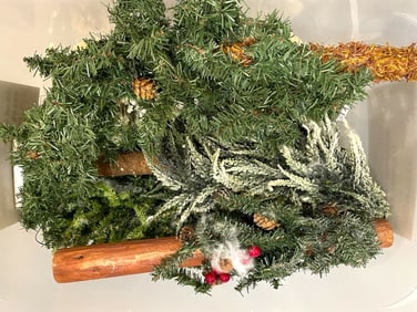 LOT OF ASSORTED HOLIDAY GREENERY DECOR