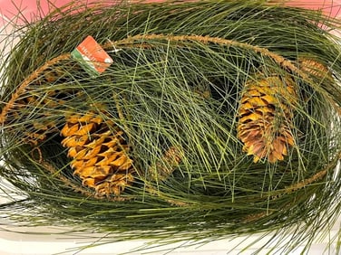 REALISTIC ARTIFICIAL PINE GARLAND WITH PINECONES
