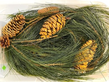 ARTIFICIAL PINE GARLAND WITH PINECONES