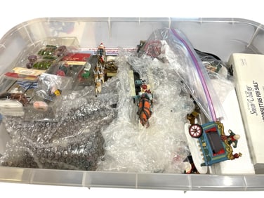 BIN OF HOLIDAY VILLAGE ACCESSORIES