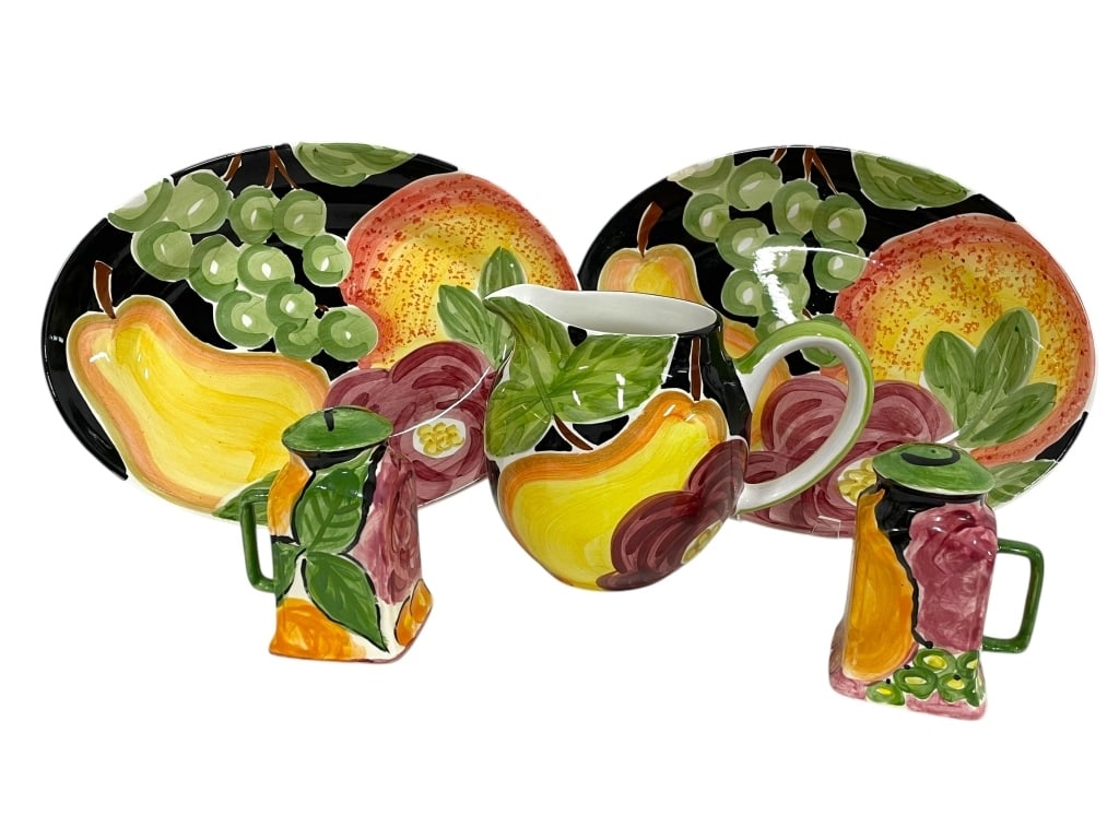 BELLA CERAMICS HAND-PAINTED ITALIAN SERVER SET: BELLA CERAMICS HAND-PAINTED ITALIAN SERVER SET WITH PITCHER , 2 LARGE OVALS AND LARGE SALT AND PEPPER SHAKERS -VIBRANT AND HAND-PAINTED BELLA CERAMICS ITALIAN DINNERWARE SET FEATURING A LUSH FRUIT AND