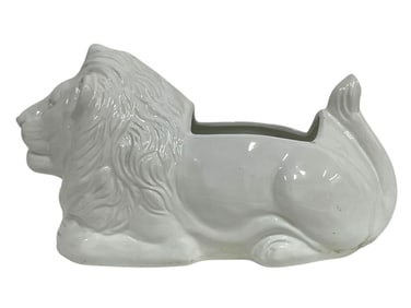 WHITE CERAMIC LION PLANTER 15"