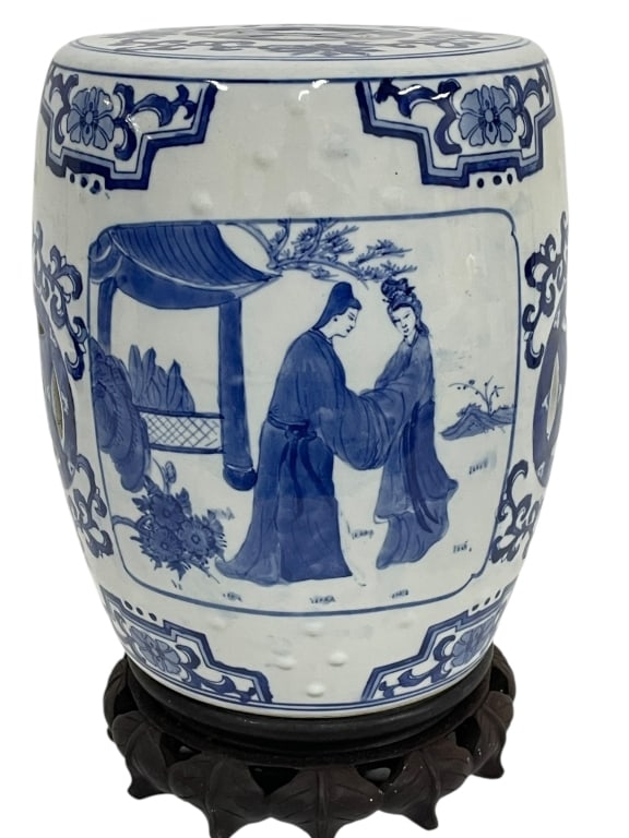 CHINOISERIE BLUE & WHITE PORCELAIN DRUM STOOL 13" (1 of 7)