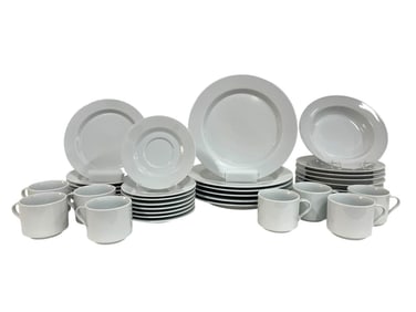 PRELUDE PORCELAIN DINNERWARE SET