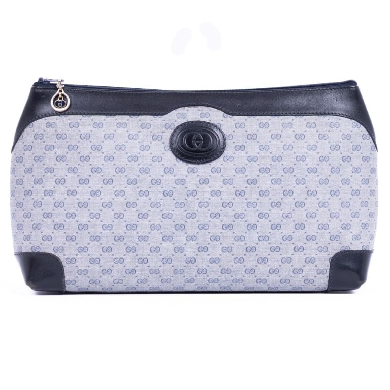 GUCCI VTG ACCESSORY POCHETTE BLUE MICROGUCCISSIMA: Gucci Vintage Accessory Pochette Small Blue Microguccissima Leather Silver * COLOR: Blue * PRODUCTION CODE: 014-904-0597 * INCLUDED: None 26.5*16.5*10 * CONDITION: A * (3cm = 1inch approximately) * Lu