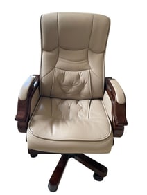 CARLO PERAZZI LEATHER EXECUTIVE OFFICE CHAIR