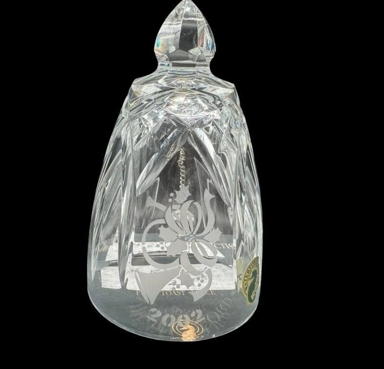 WATERFORD CRYSTAL LIMITED 2002 FIFTH TOWNS PC BELL: WATERFORD CRYSTAL LIMITED EDITION BELL – 2002 “THE FIFTH TOWN’S PIECE.” THIS HANDCUT CRYSTAL BELL FEATURES AN INTRICATE DIAMOND-CUT PATTERN WITH A POINTED FINIAL HANDLE AND A BEAUTIFULLY E