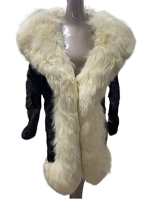 I. MAGNIN & CO. OVERSIZED FUR COLLAR FUR COAT