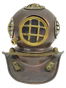 VINTAGE BRASS AND COPPER DIVER’S HELMET MODEL 7"