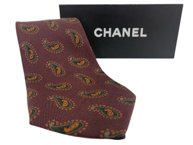 CHANEL MEN'S SILK TIE – MAROON PAISLEY PATTERN