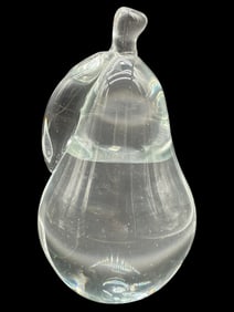 CLEAR ART GLASS PEAR SCULPTURE 8"