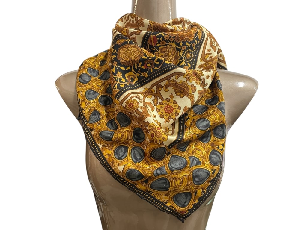 CHANEL BAROQUE JEWEL AND FLORAL SILK SCARF 37" (1 of 4)