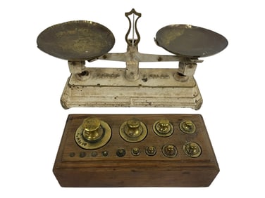 ANTIQUE BALANCE SCALE WITH BRASS WEIGHTS 12"