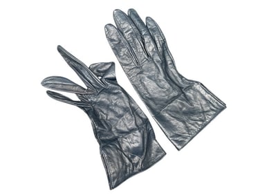 CHANEL NAVY BLUE LEATHER GLOVES 78