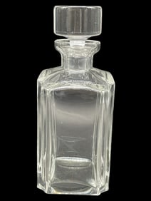 GLASS DECANTER WITH STOPPER 8.5"