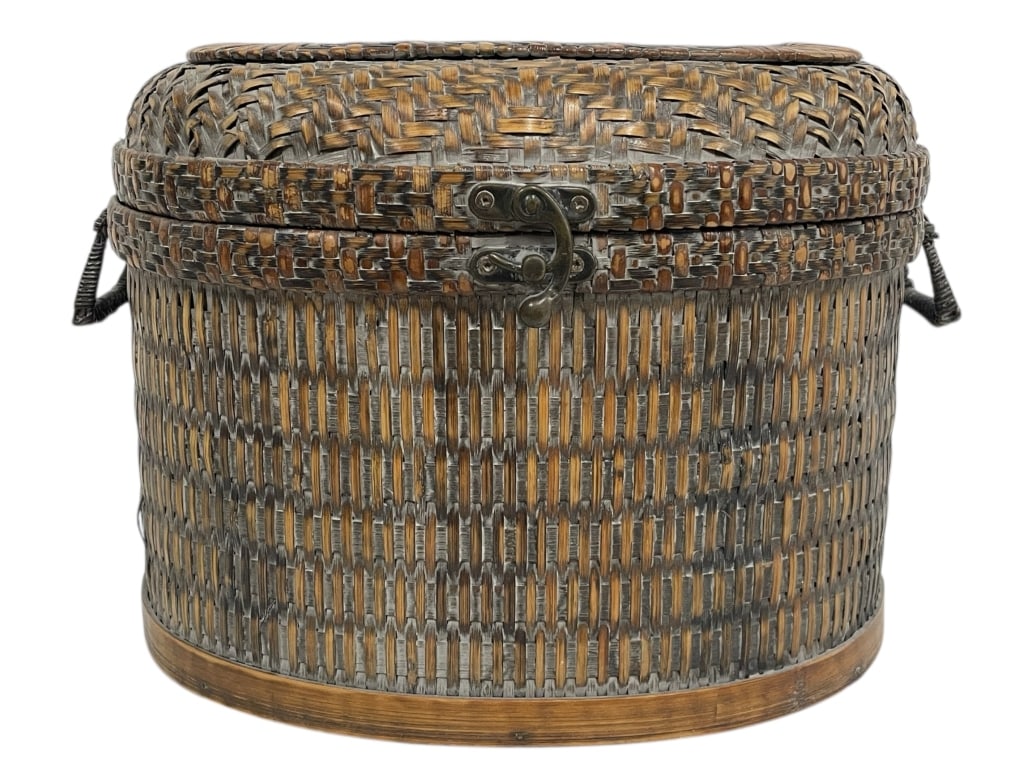 BOMBAY LIDDED WICKER STORAGE BASKET 12" (1 of 8)