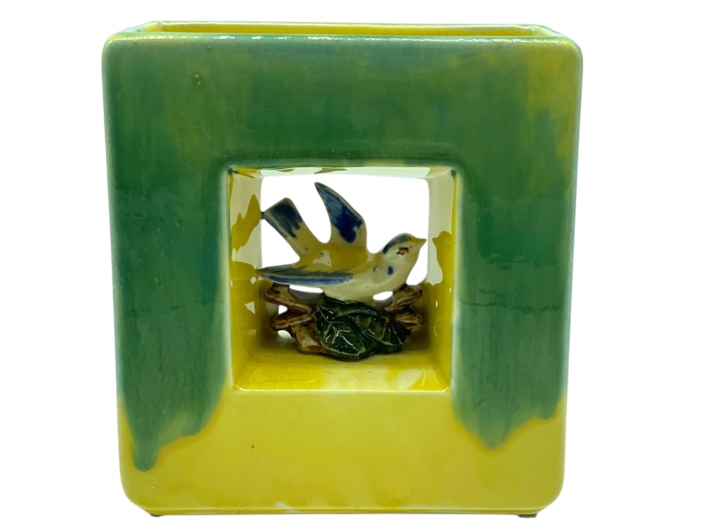 MCCOY POTTERY "BIRD IN NEST" WINDOW BOX VASE 6" (1 of 6)