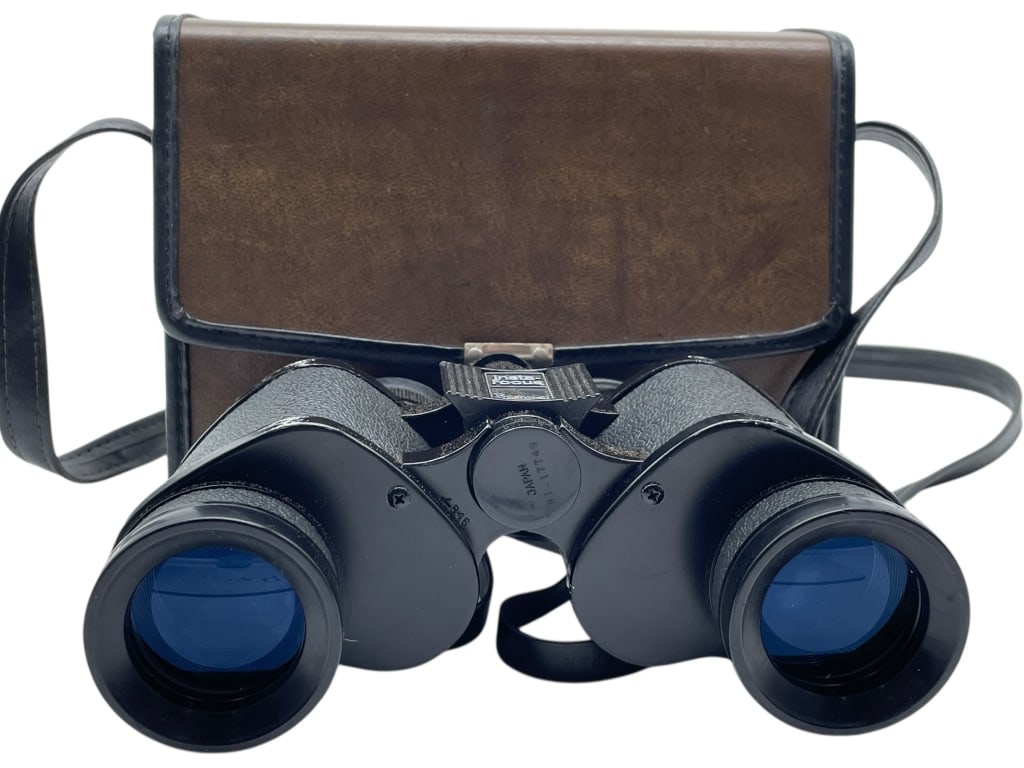 VINTAGE BUSHNELL SPORTVIEW WIDE ANGLE BINOCULARS (1 of 7)